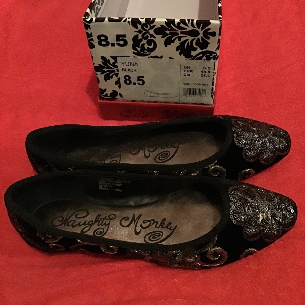 Naughty monkey yuna flats black size 8.5